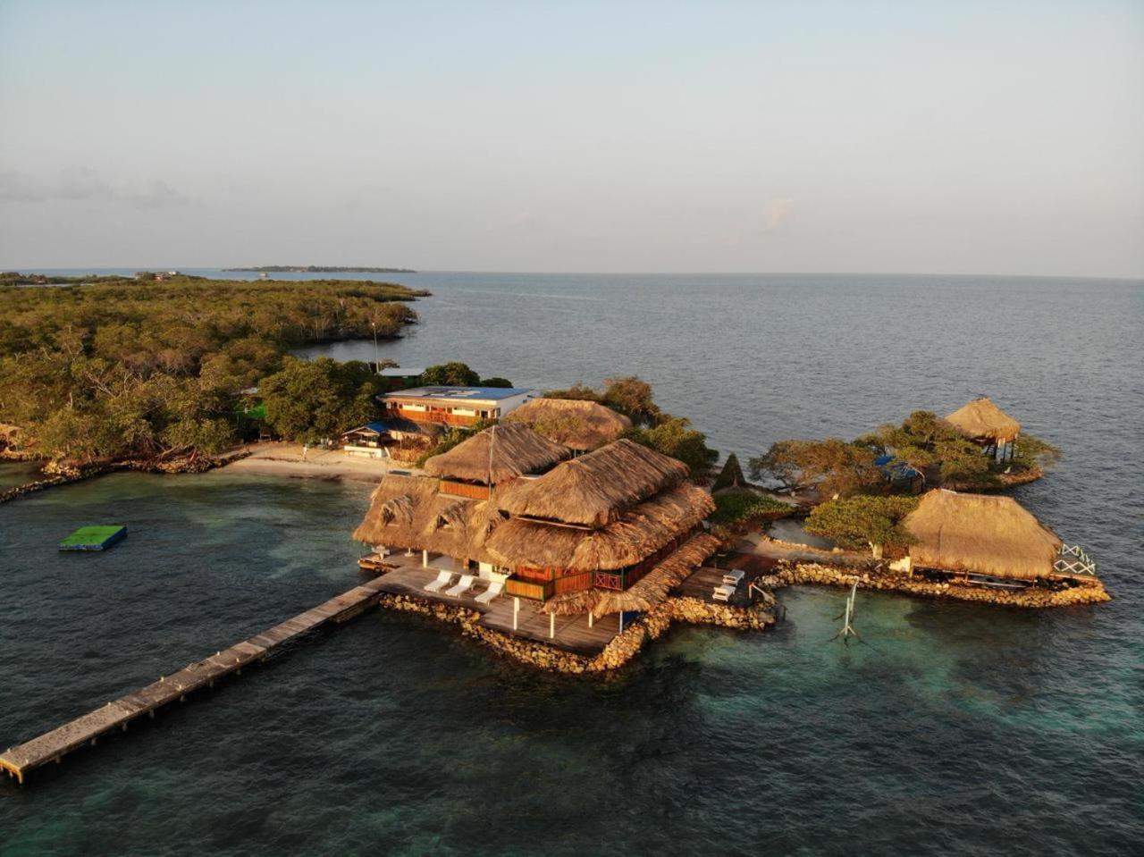 Hotel Puntanorte Tintipan Island Eksteriør billede