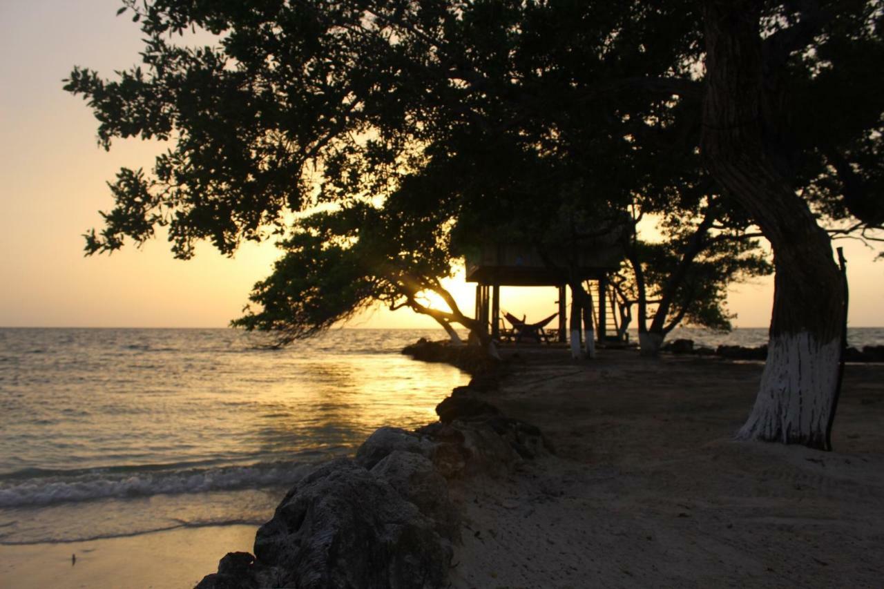 Hotel Puntanorte Tintipan Island Eksteriør billede