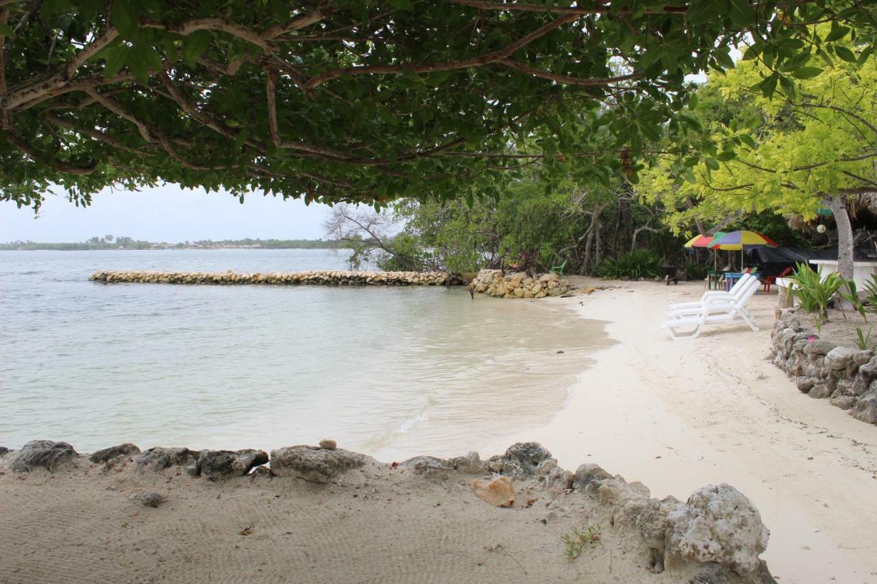 Hotel Puntanorte Tintipan Island Eksteriør billede